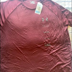 Burgandy under armour t shirt xxl men
